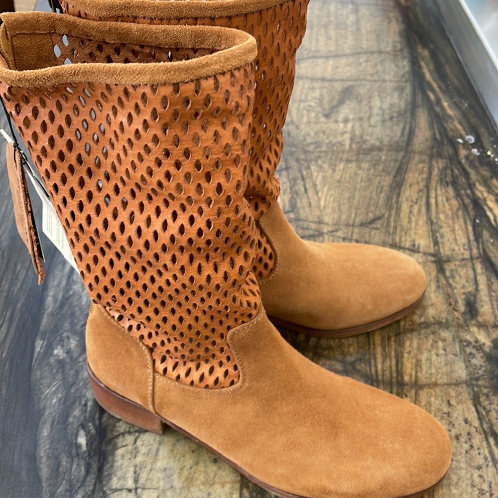 Magnolia leather boots with Sa-Ni ecological, antibacterial, insoles. New in box - Picture 4 of 6